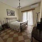 La Casa Tzortzina *