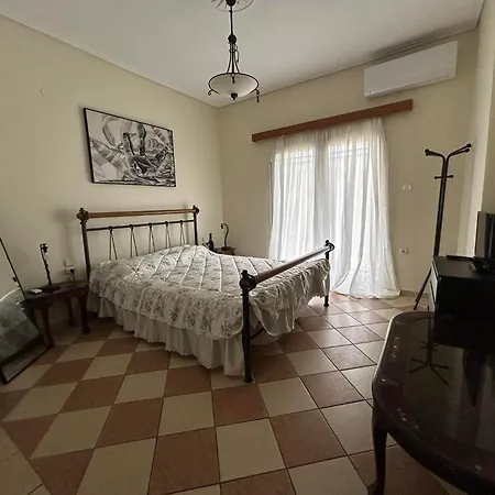 La Casa Tzortzina *